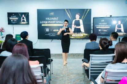 Chuyên Gia - Huấn Luyện Viên Phạm Huệ Đan: Tư Vấn Xây Dựng Thương Hiệu Salon - Đưa Doanh Nghiệp Làm Đẹp Của Bạn Vươn Lên Tầm Cao Mới